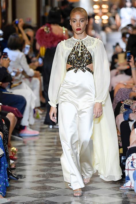 vogue miu miu resort 2019